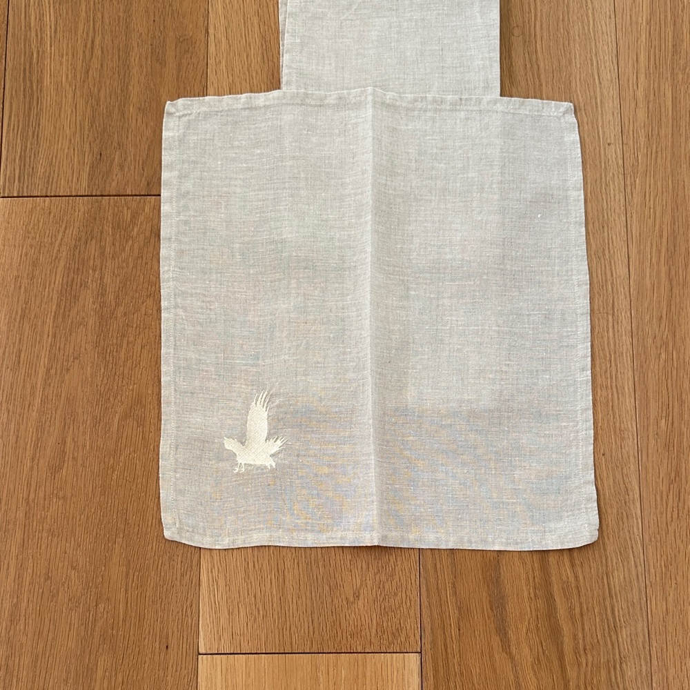 Six Embroidered Linen Napkins. Excellent Condition